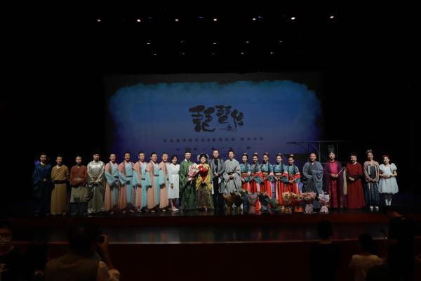 感受白居易的心路历程与文士风骨
