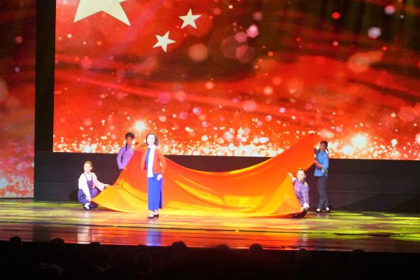 山东省文化和旅游厅举行文艺汇演庆祝中国共产党成立100周年