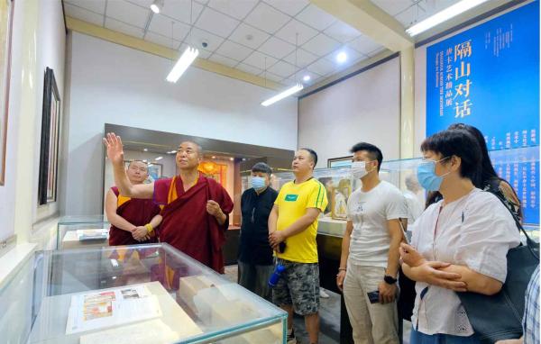 “隔山对话——唐卡艺术精品展” 在北京紫竹院行宫展出