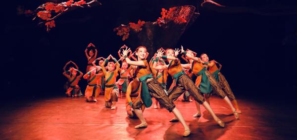 中华传统文化起源系列儿童剧《比翼鸟》在京成功演出