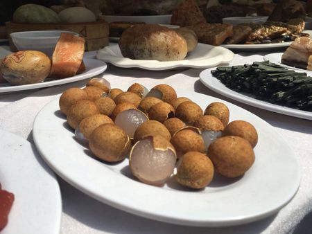 潘家园展会的“引进来”与“走出去”