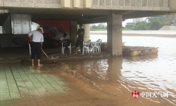 上游雨季增加 黄河兰州段水位上涨