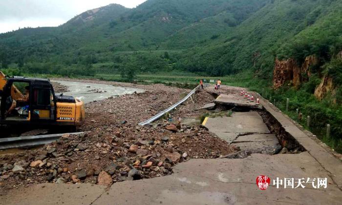 辽宁遭遇强降雨局地大暴雨 多地道路冲毁农田被淹