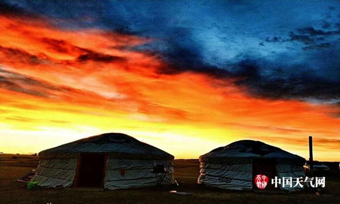 走进锡林郭勒大草原 邂逅一场草原落日