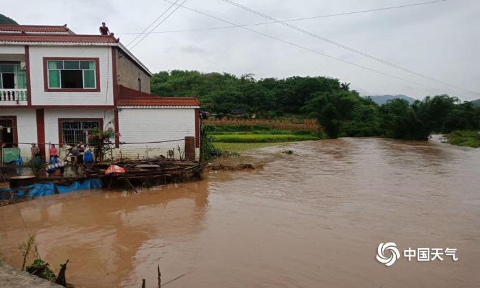 四川兴文县出现了区域性暴雨局地大暴雨 多处受灾