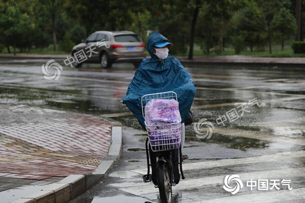 降水致银川城乡积涝 今宁夏3地仍有大到暴雨