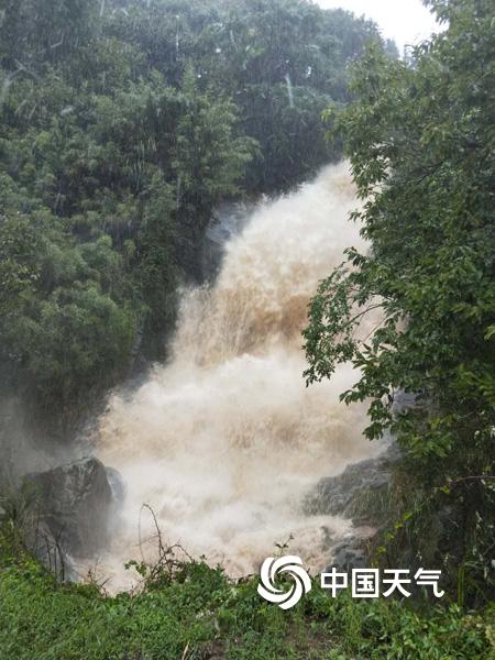台风“温比亚”来势汹汹 安徽霍山东西溪乡受灾严重