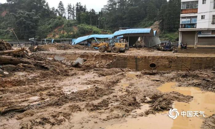 强降水导致云南文山州南部出现灾害