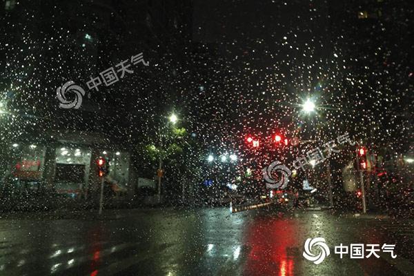 重庆多地平均气温创7月以来新低 未来三天夜雨频繁
