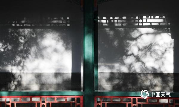 京城秋高气爽 颐和园框景如画
