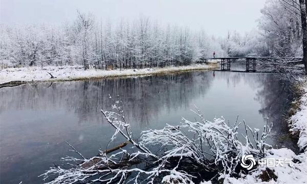 内蒙古根河 迎入冬来首场大雪