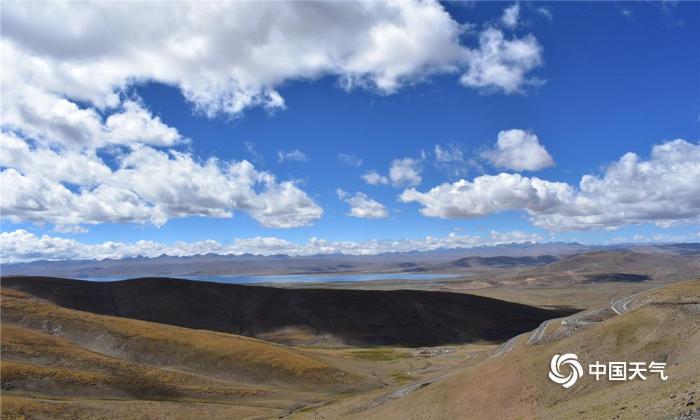 西藏：哲古草原如诗如画