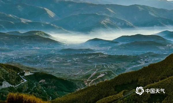 深秋登高六盘山  高空俯瞰固原城