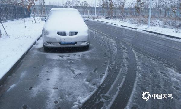 北疆遭遇寒潮天气 伊犁现下半年来最大降雪