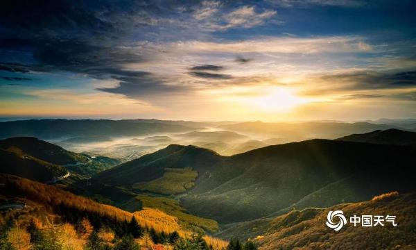 深秋登高六盘山  高空俯瞰固原城