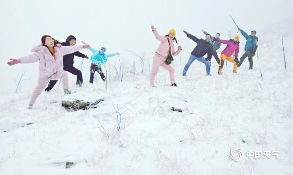 安徽淮北相山公园雪后仿若童话世界