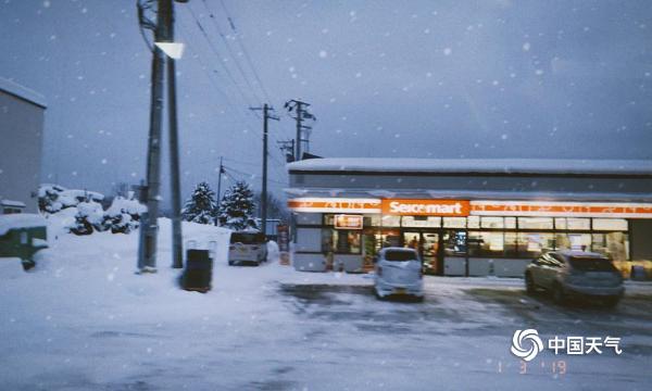 北海道上演“冬季恋歌” 雪景如诗如画