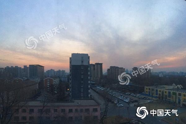 四九第一天北京南部有轻度霾 周末冷空气散霾气温降