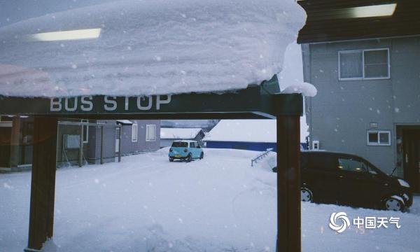 北海道上演“冬季恋歌” 雪景如诗如画