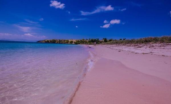 龙目岛粉色沙滩攻略，俘获你的少女心