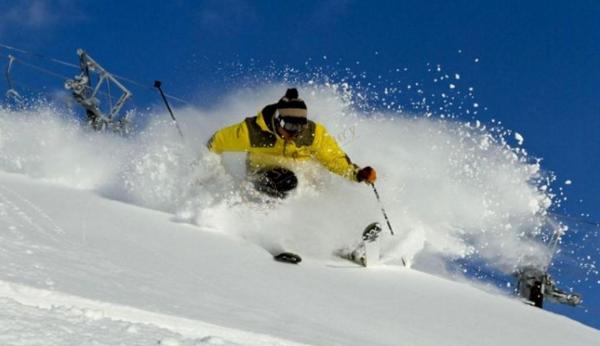 日本苗场滑雪场，带你享受滑雪的乐趣