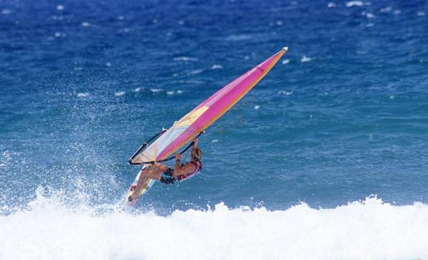 夏威夷大岛冲浪攻略，体验不一样的激情运动