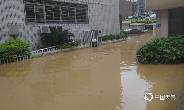 福建三明降水量破历史纪录 城区内涝严重