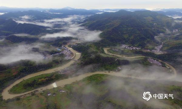 仙境！安徽歙县坡山村雨后美景如诗如画-图片频道-中国天气网