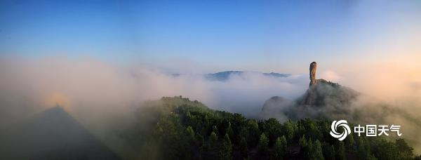 罕见！河北承德棒槌山现佛光奇景