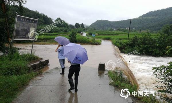 四川遭遇今年来最强区域性暴雨 未来仍多降水