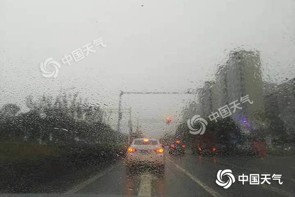 重庆主城10月来雨量创同期极值 今明两天阴雨持续扰