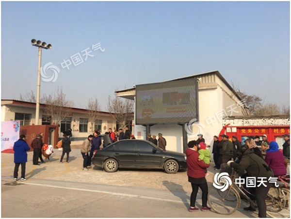 关爱独居老人 消防温暖人心
