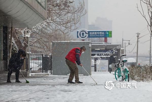 北京雪不走寻常路 告别“贫雪”变身华北降雪中心