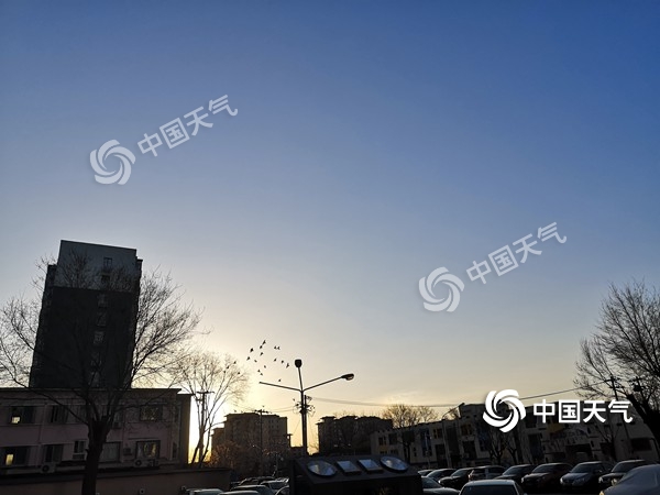 降温了！今日北京最高气温下降4℃ 注意防寒保暖
