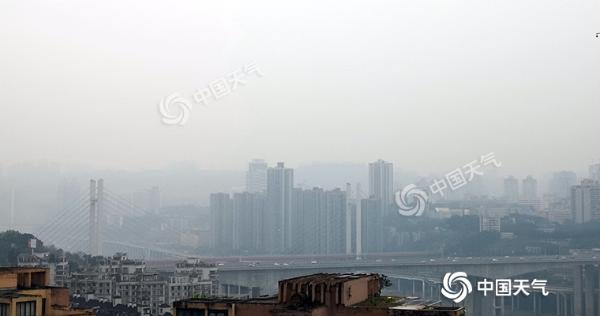 明日重庆雨洒全城阻碍出行 复工外出注意交通安全