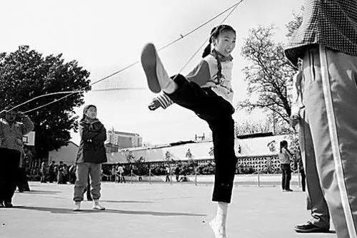 怕是有个假童年！六一到了，真假童年一测便知~