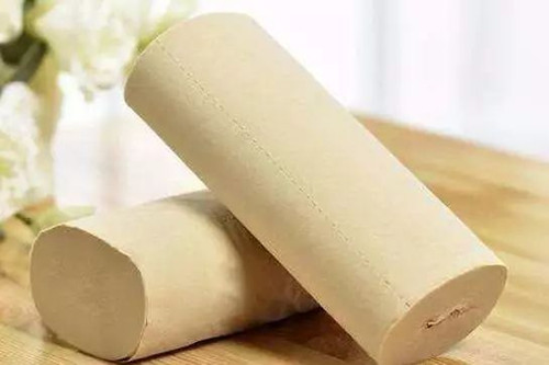 纸巾买黄纸还是白纸的好？“本色纸”真的健康吗？