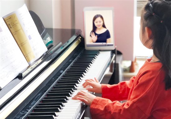 熊猫钢琴等在线陪练品牌,获琴童家长追捧
