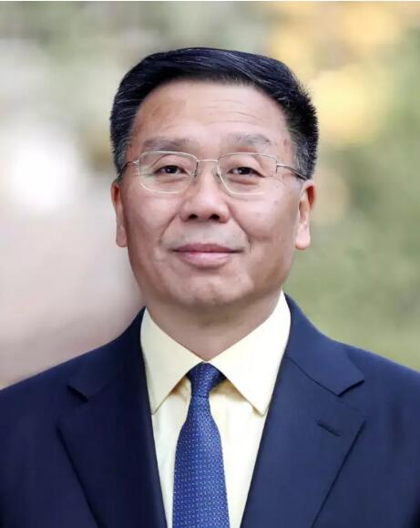 贵州茅台发布公告:李保芳就任茅台集团董事长
