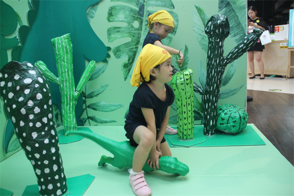 和恐龙过暑假！第四届深圳童耍艺术节今日开幕