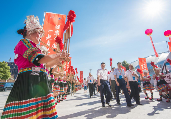 2018年“舞动中国”排舞/广场舞锦标赛 在湖南怀化隆重开幕