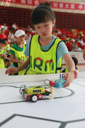 IRM机器人创客大赛全国总决赛开幕，上演AI时代不一样童年