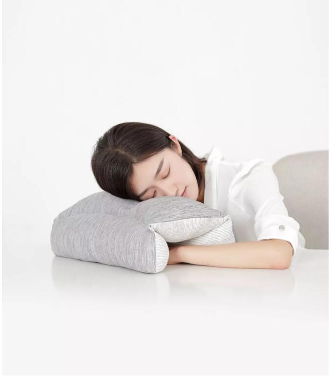 趣睡科技8H可调节支撑腰靠 环抱支撑贴合上线