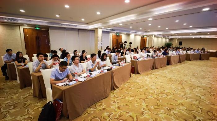 全域营销论坛在杭州举行，三人行广告与企加云战略合作