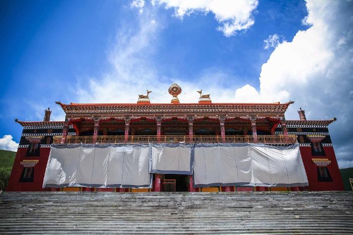 四川红原麦洼寺将于2018年9月26日举行“和平塔落成仪式”