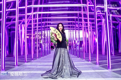 爱薇塔-北京颜值最高婚礼设计师天团   亮相北京国际时装周