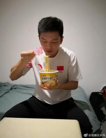 “吃金汤，拿金牌” 樊振东赛后一碗面结束亚运征程