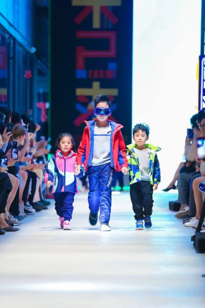 361°童装精彩亮相2018中国国际儿童时尚周，用态度诠释多元运动风