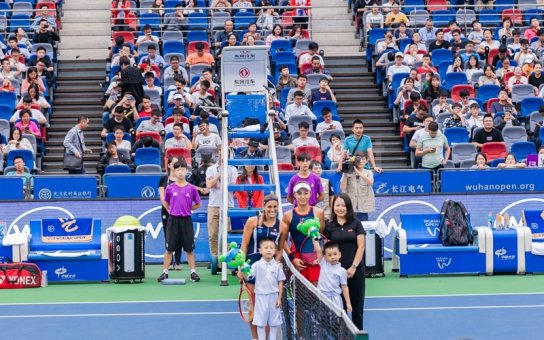 恰好时制造惊艳2018网球中国赛季 智能升降裁判椅在大师赛首发亮相