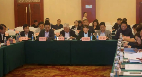非秘 CEO任用出席第四届中国卫生用品企业家高峰会发表讲话